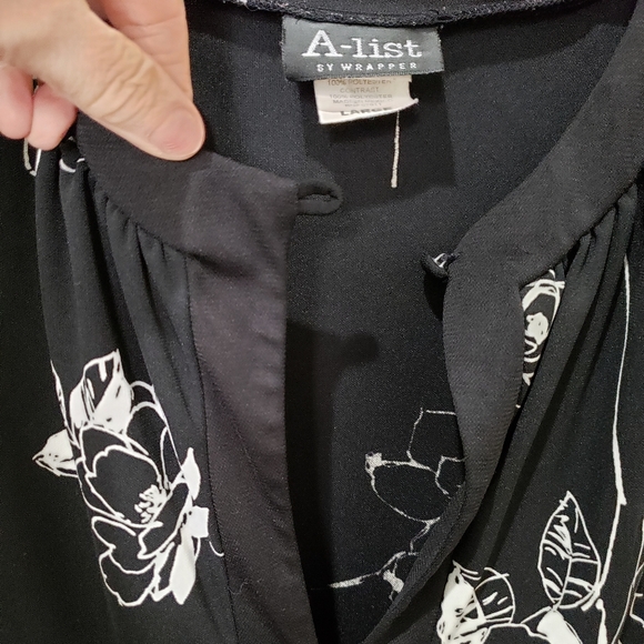 A-List By Wrapper, blk & wht floral fit & flare waist tie tunic blouse top, SZ L - Picture 11 of 16